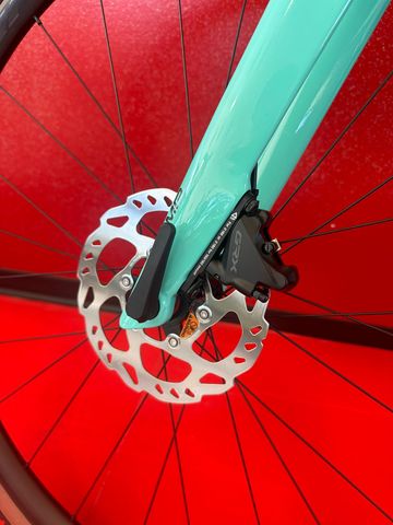 Bianchi Impulso COMP GRX 610 disc 2024 2024 Road & Gravel usato, Verde — immagine 8 di 10