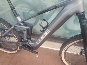 Used CUBE STEREO HYBRID 160 HPC, RACE 750 27.5 2024 2024 Mountainbike, Light Gray, 27.5 — image 2 of 9