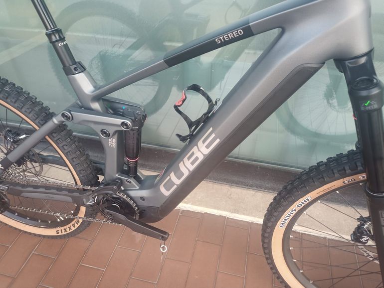 Used CUBE STEREO HYBRID 160 HPC, RACE 750 27.5 2024 2024 Mountainbike, Light Gray, 27.5 — image 2 of 9