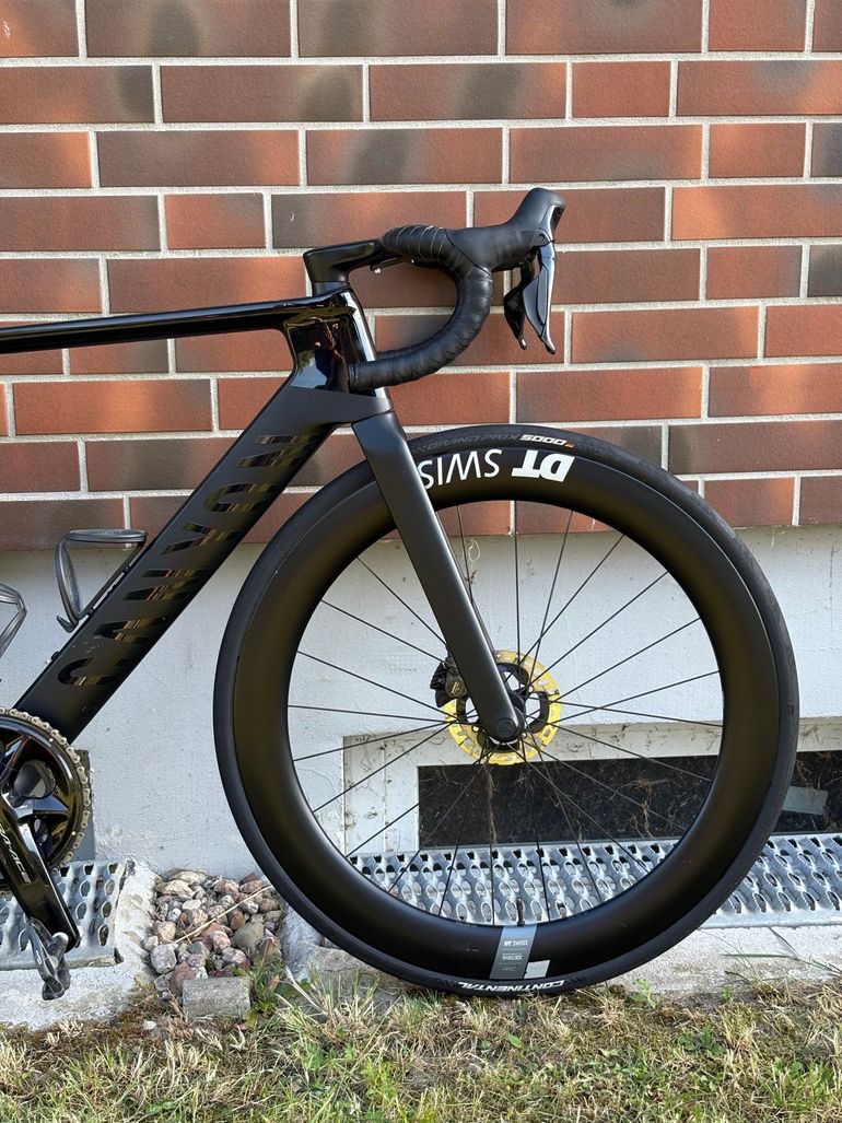 Used Canyon Aeroad CFR Disc Di2 2023 2023 Road & Gravel, Black — image 6 of 17
