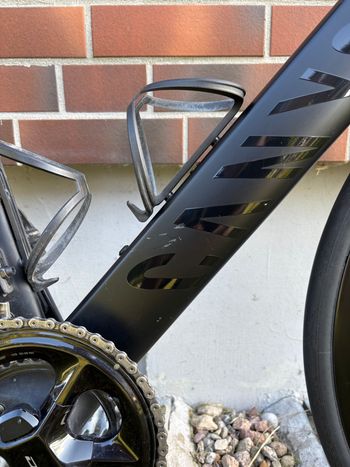 Used Canyon Aeroad CFR Disc Di2 2023 2023 Road & Gravel, Black — image 7 of 17