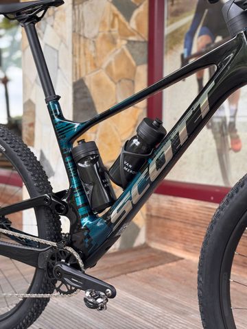 Scott Spark RC Team 2025 Mountainbike usato, Nero — immagine 2 di 4