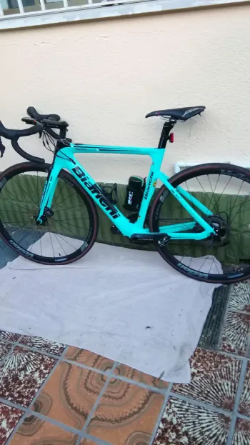 Used Bianchi Aria e-Road 2019 Road & Gravel, Gris claro — image 1 of 5