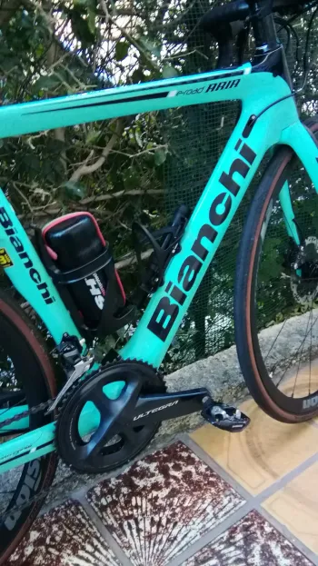 Used Bianchi Aria e-Road 2019 Road & Gravel, Gris claro — image 3 of 5