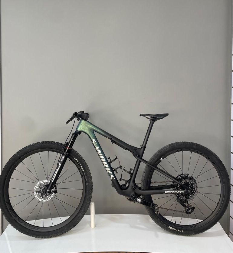 Brugt Specialized Epic SRAM XX SL Eagle AXS (T-Type) 2024 Mountainbike — billede 9 af 9