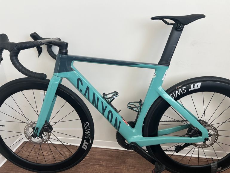 Used Canyon Aeroad CF SLX 8 Di2 2023 2023 Road & Gravel — image 7 of 8