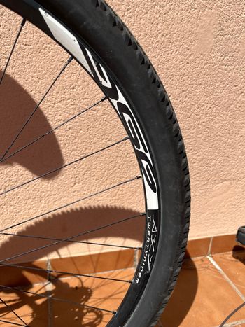Used Trek Superfly 8 2014 2014 Mountainbike, Rojo — image 4 of 6