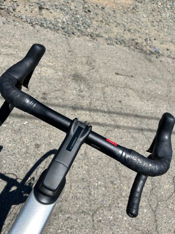 Used Specialized Tarmac SL7 Comp -Shimano 105 Di2 2023 2023 Road & Gravel, Light Gray — image 6 of 6