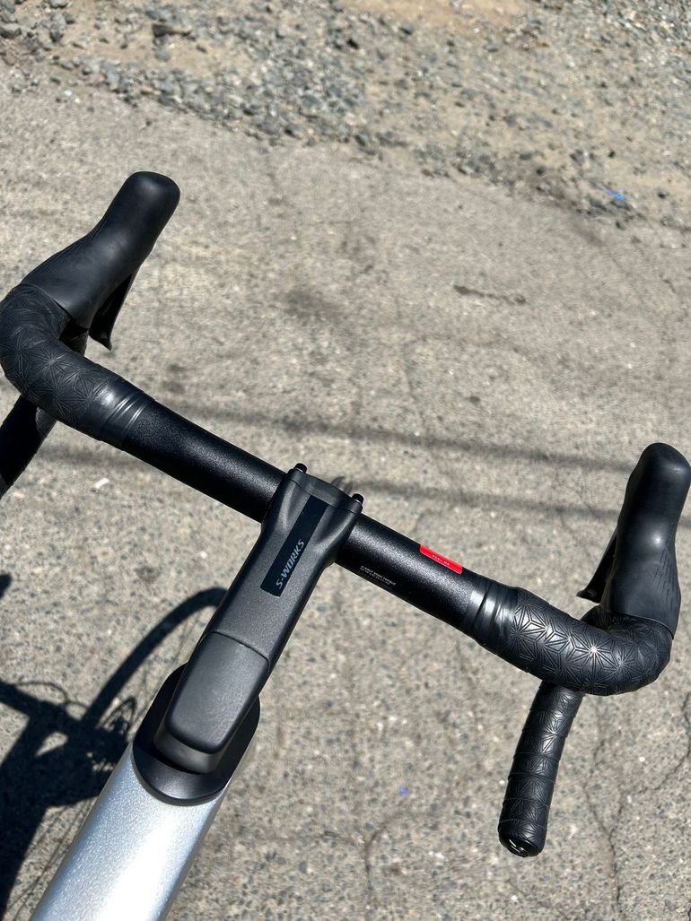 Used Specialized Tarmac SL7 Comp -Shimano 105 Di2 2023 2023 Road & Gravel, Light Gray — image 6 of 6
