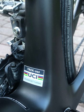 Used Trek Domane SL 5 Gen 4 2024 2024 Road & Gravel — image 13 of 17
