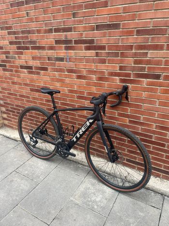 Used Trek Domane+ AL 5 2024 2024 Road & Gravel, Schwarz — image 5 of 10