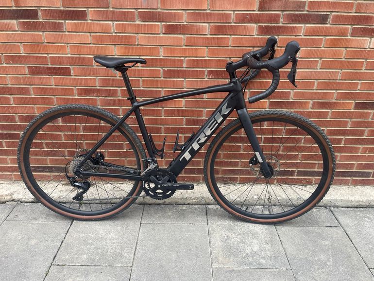 Used Trek Domane+ AL 5 2024 2024 Road & Gravel, Schwarz — image 3 of 10