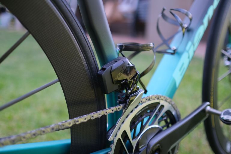 Gebrauchtes Bianchi Specialissima RC 2024 Road & Gravel, Schwarz — Bild 6 von 23
