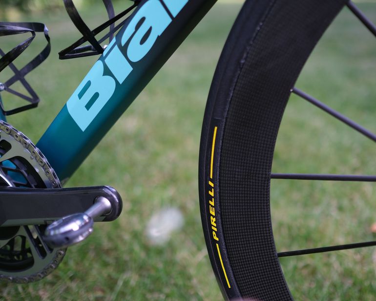Gebrauchtes Bianchi Specialissima RC 2024 Road & Gravel, Schwarz — Bild 19 von 23