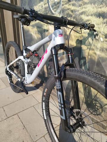 Used BH Lynx SRAM GX Eagle AXS (T-Type) 2024 Mountainbike, Light Gray — image 4 of 10