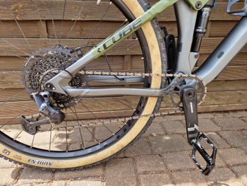 Used CUBE STEREO 120 HPC, TM 29 2022 2022 Mountainbike, Green, 29 — image 2 of 8