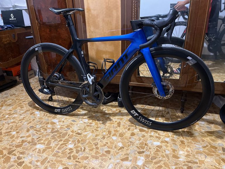 Used Giant Propel Advanced SL 0 Disc 2020 Frameset 2020 Road & Gravel, Blue — image 1 of 5