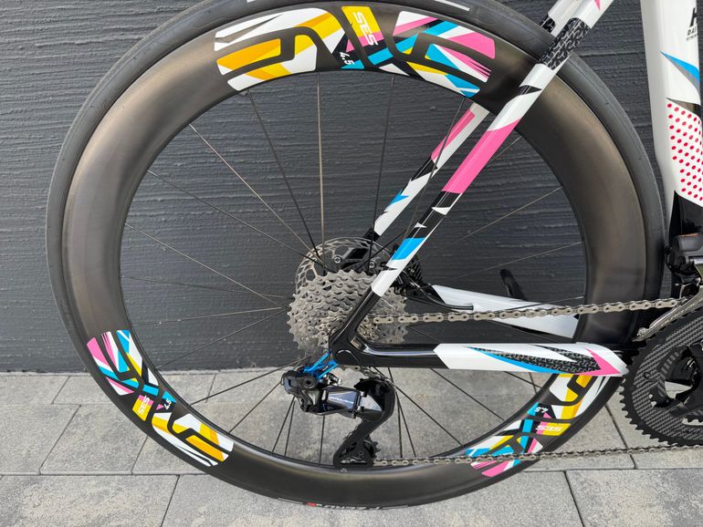 Used Colnago V4RS TADEJ POGACAR 2025 Road & Gravel, White — image 3 of 12
