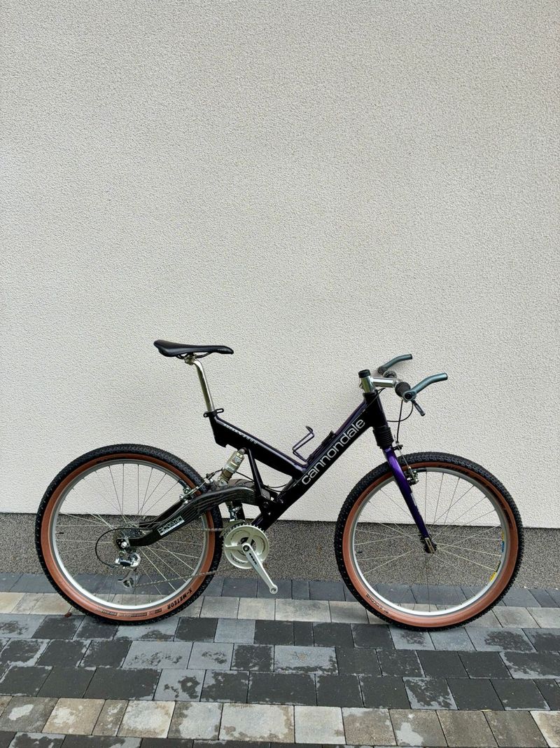 Used Cannondale Super V 2000 1995 MTB