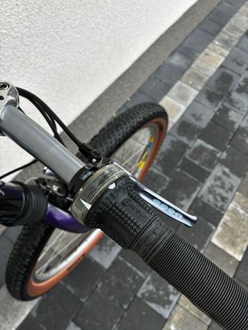Used Cannondale Super V 2000 1995 Mountainbike, Black, 26 — image 18 of 32