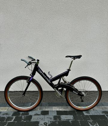 Used Cannondale Super V 2000 1995 Mountainbike, Black, 26 — image 2 of 32