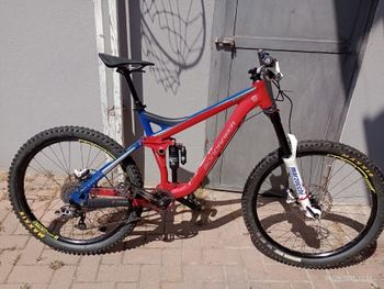 Mondraker, Prayer