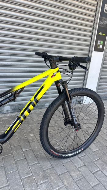 Used BMC Fourstroke FOUR 2024 2024 Mountainbike, Black, 29 — image 2 of 4