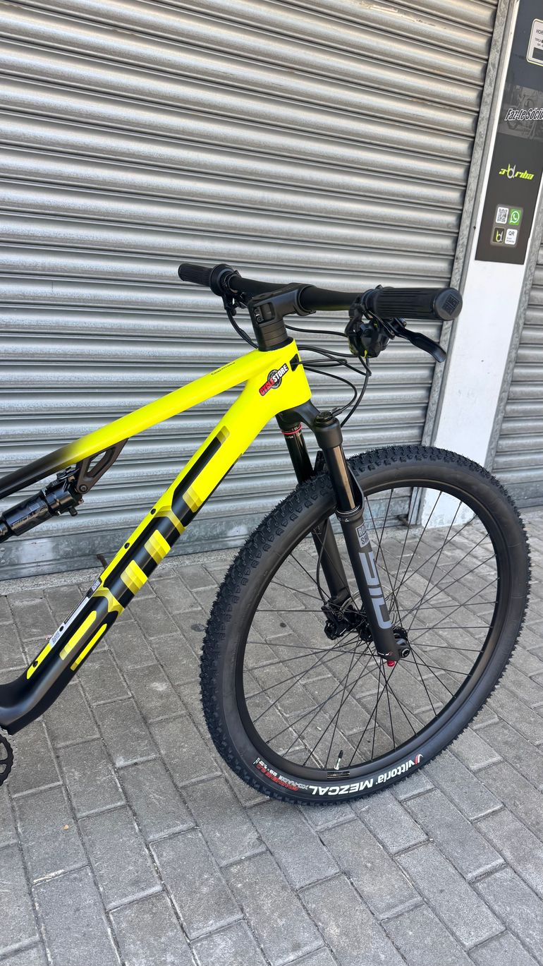Used BMC Fourstroke FOUR 2024 2024 Mountainbike, Black, 29 — image 2 of 4