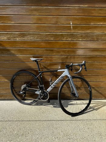 Used Canyon Ultimate CF SL 7 AXS 2025 2025 Road & Gravel, Light Gray — image 1 of 6