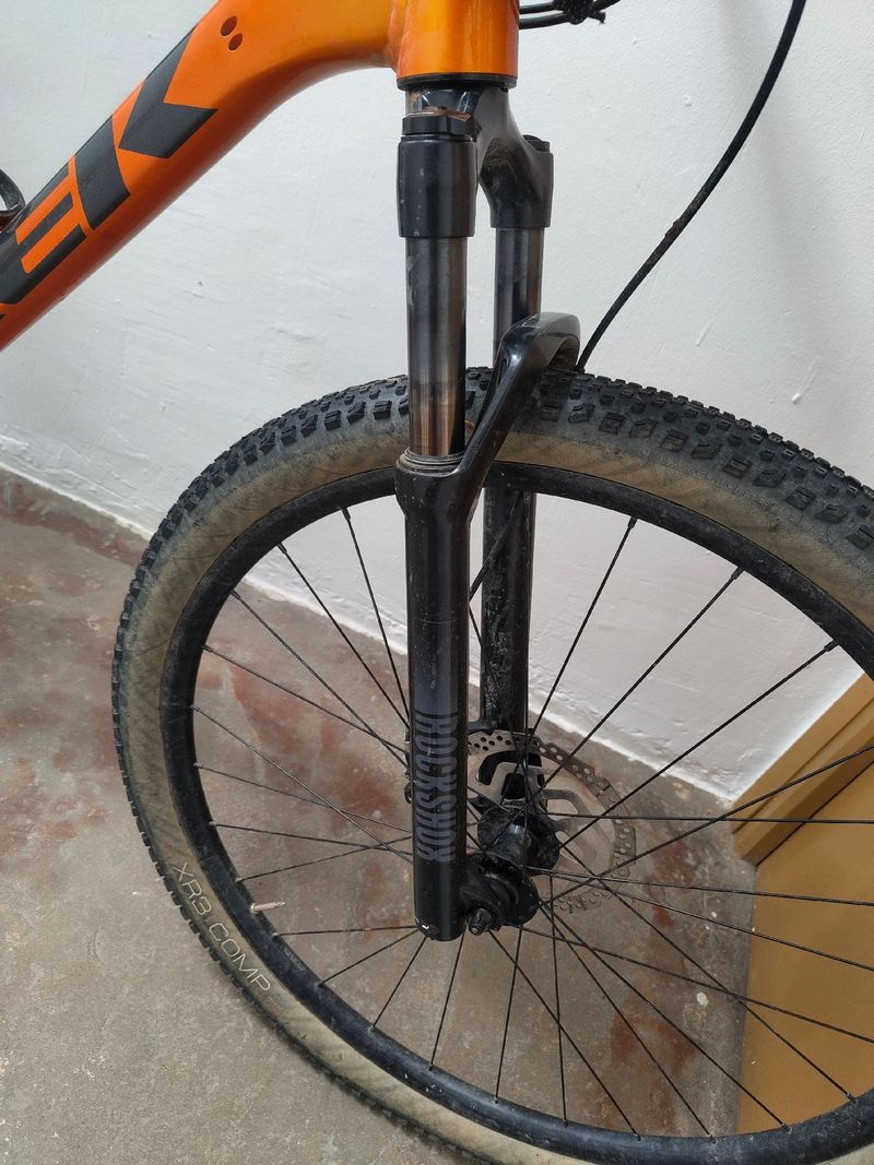 Gebrauchtes Trek X-Caliber 7 2021 2021 Mountainbike, Orange, 29 — Bild 5 von 5