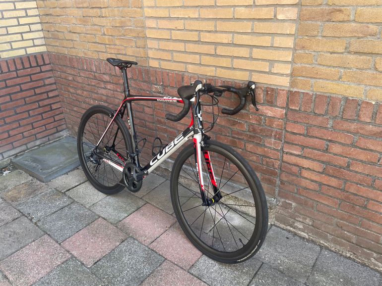 Gebrauchtes CUBE Race GTC 2013 2013 Road & Gravel, Schwarz — Bild 2 von 11