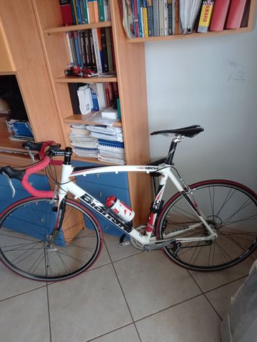 Bianchi Via Nirone Shimano Sora 2013 Road & Gravel d'occasion — image 1 sur 3