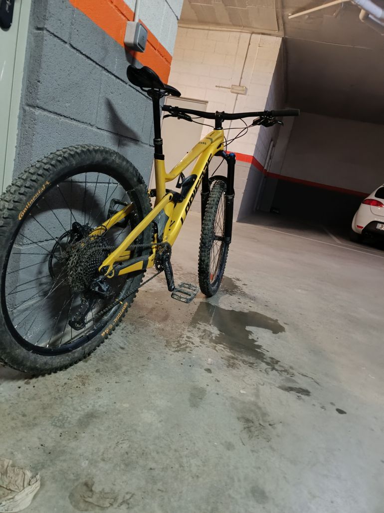 Używany Lapierre Spicy CF 6.9 2023 2023 Mountainbike — zdjęcie 3 z 6