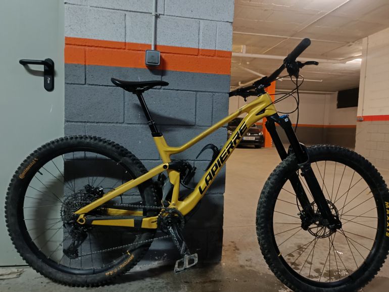 Używany Lapierre Spicy CF 6.9 2023 2023 Mountainbike — zdjęcie 6 z 6