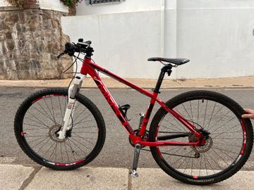 Used MMR Kuma 2023 Mountainbike, Red — image 2 of 7