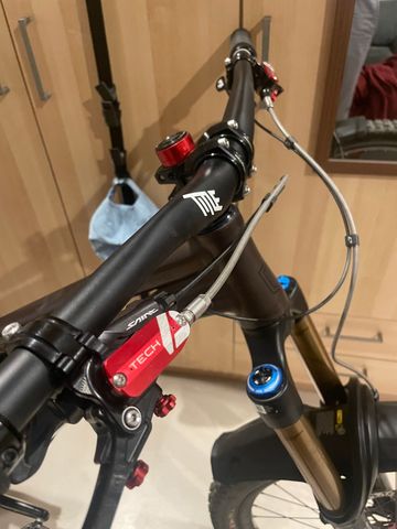 Used Commencal Clash Shimano Saint 2024 Mountainbike, Orange, 27.5 (650B) — image 5 of 8