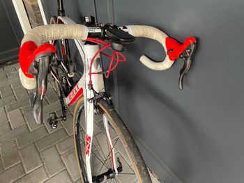 Used Eddy Merckx Emx-252 2016 Road & Gravel, White — image 5 of 5