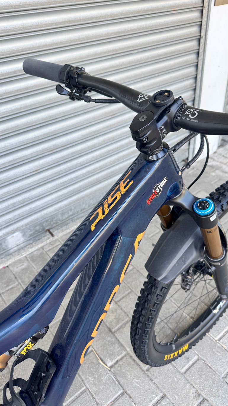 Gebrauchtes Orbea RISE M10 2022 2022 Mountainbike, Blau, 29 — Bild 3 von 3