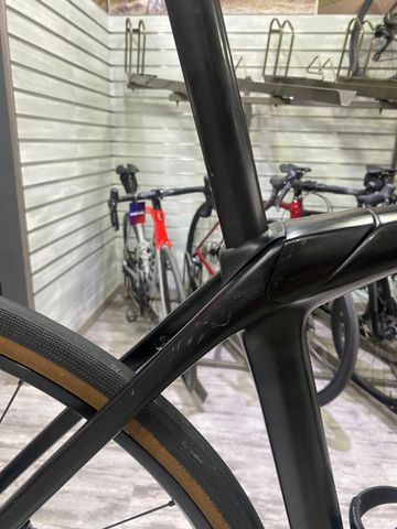 Gebrauchtes Trek Domane Shimano 105 Di2 2024 Road & Gravel, Schwarz — Bild 7 von 11