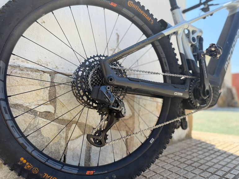 Used Mondraker Crafty SRAM XX1 2022 Mountainbike, Light Gray — image 6 of 8