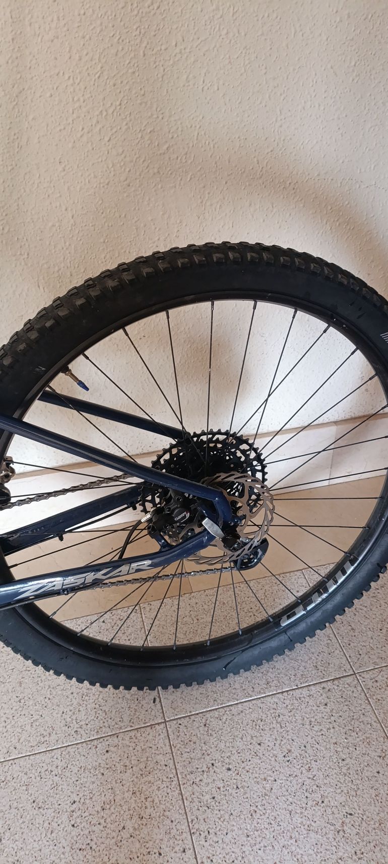 Used GT LT, 29 2022 Mountainbike, Blue — image 6 of 7
