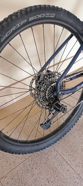 Used GT LT, 29 2022 Mountainbike, Blue — image 4 of 7