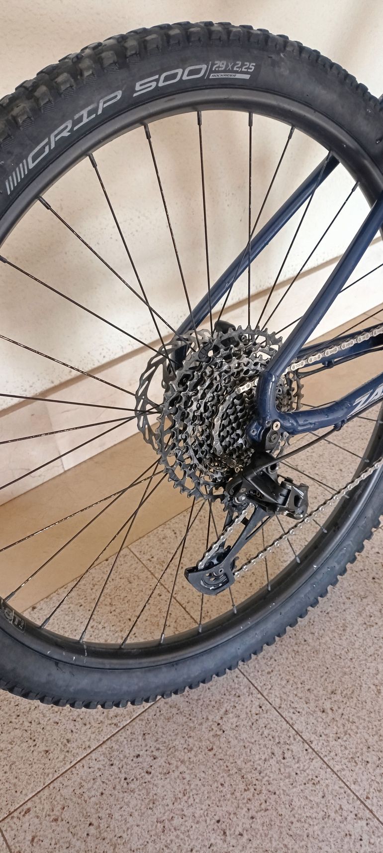 Used GT LT, 29 2022 Mountainbike, Blue — image 4 of 7