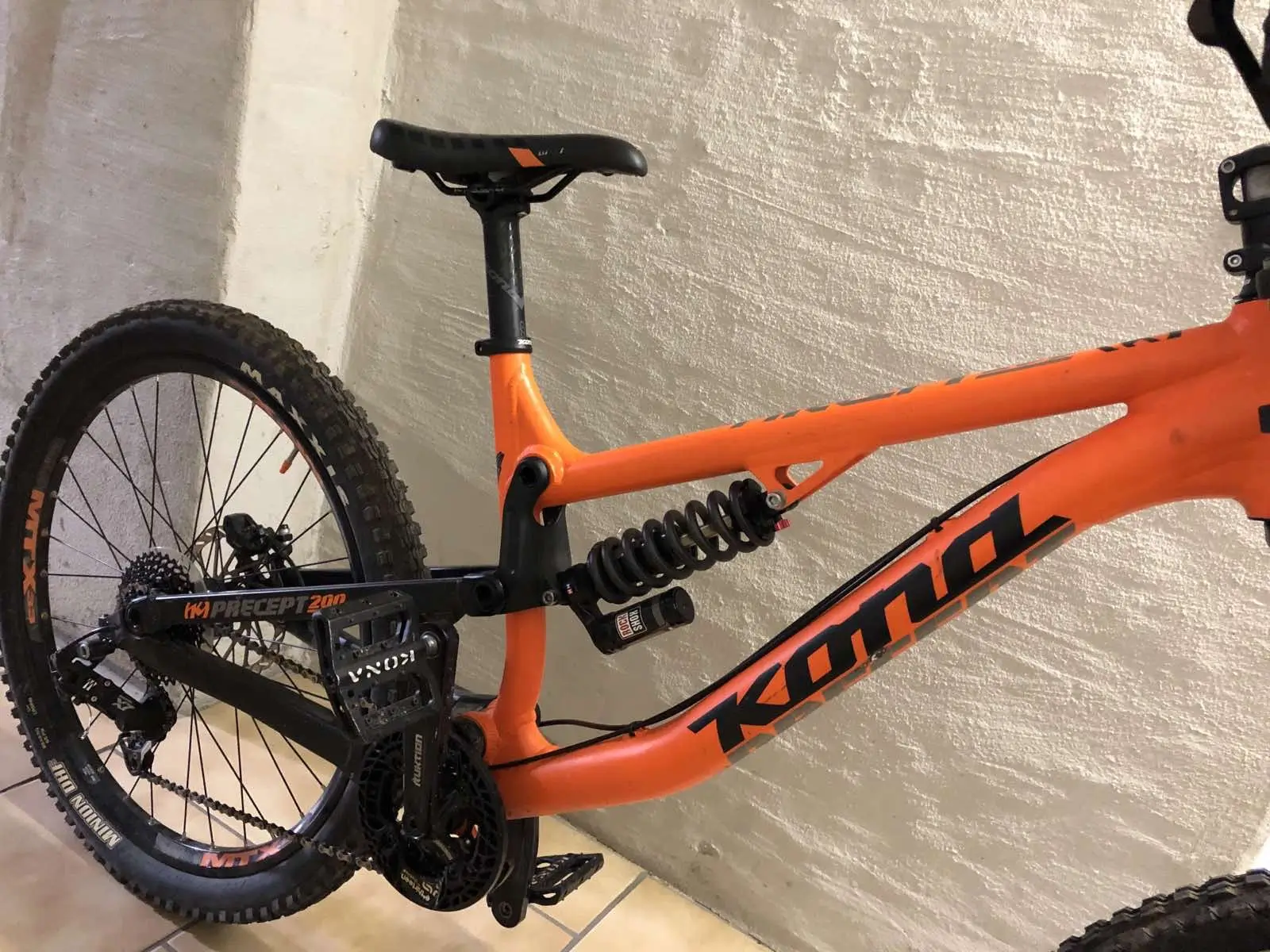 Kona precept best sale 200 for sale