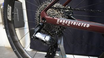 Used BMC URS 01 THREE 2023 2023 Road & Gravel, Black — image 6 of 10
