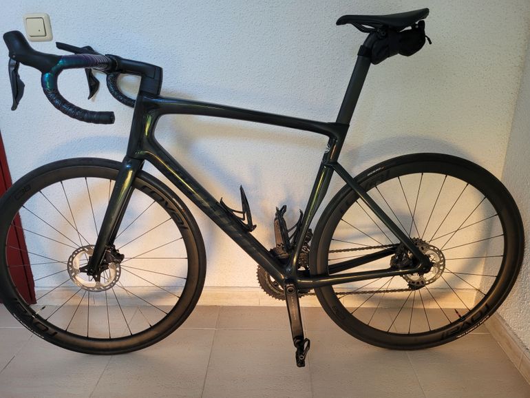 Tweedehands Specialized Tarmac Shimano Ultegra Di2 2023 Road & Gravel — afbeelding 4 van 8