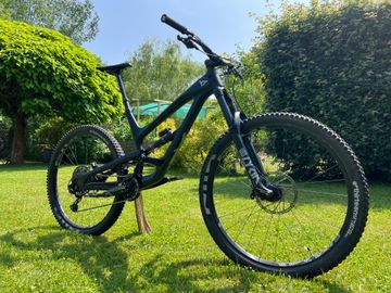 Used YT Industries CAPRA Pro 29 2020 2020 Mountainbike, Black, 29 — image 1 of 11