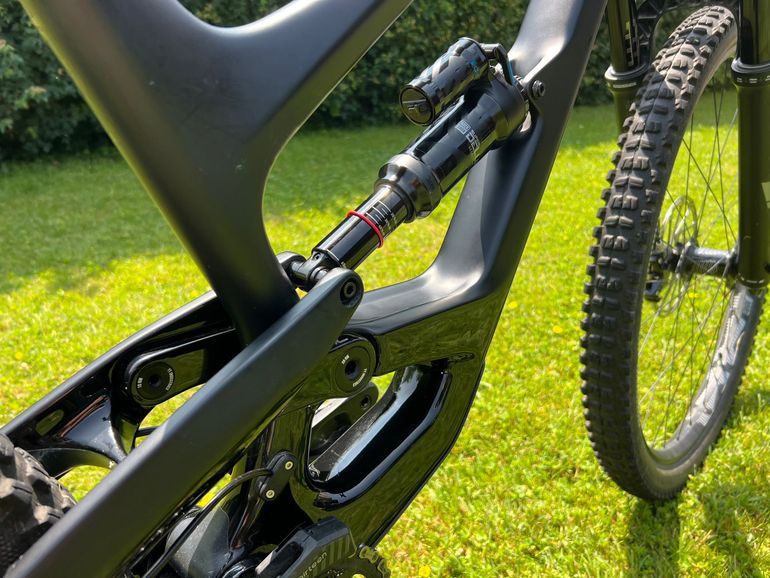 Used YT Industries CAPRA Pro 29 2020 2020 Mountainbike, Black, 29 — image 8 of 11