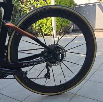 Używany Pinarello DOGMA F 25 2024 Road & Gravel — zdjęcie 5 z 5