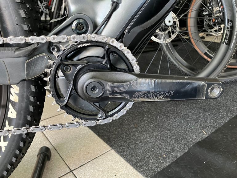 Used Trek E-Caliber 9.6 2022 2022 Mountainbike — image 3 of 9